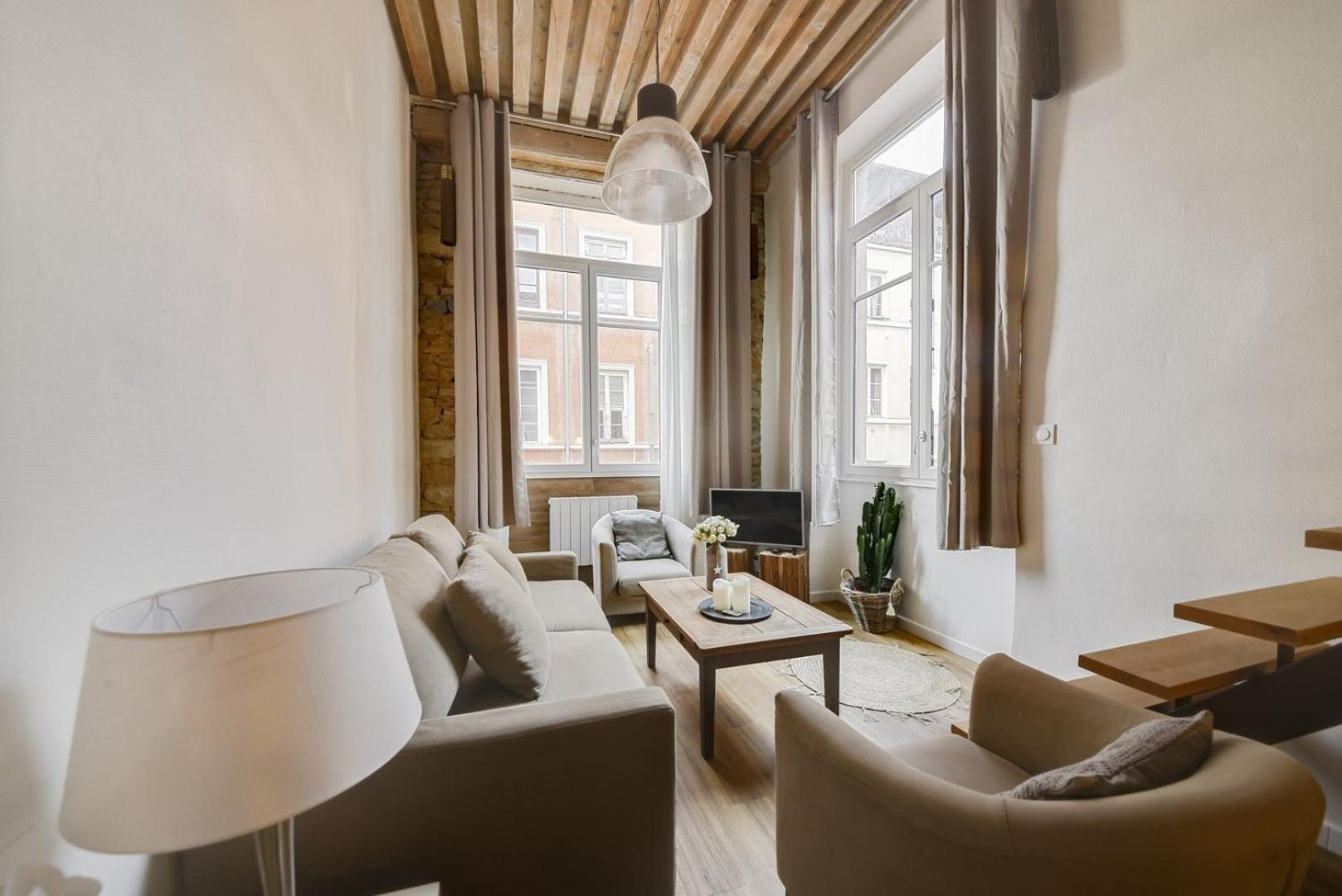 Guestready - Magnificent Duplex Canut Hypercentre Lyon Buitenkant foto